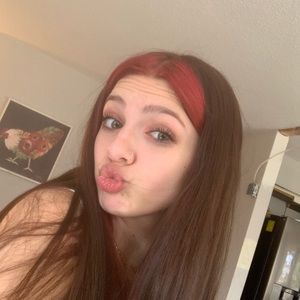 Meet your Posher, Delaney